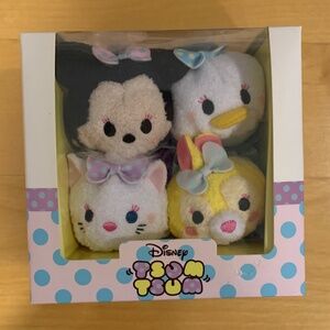 NEW Disney Minnie Mouse and Friends Dressy "Tsum Tsum" Plush Set - Mini.
